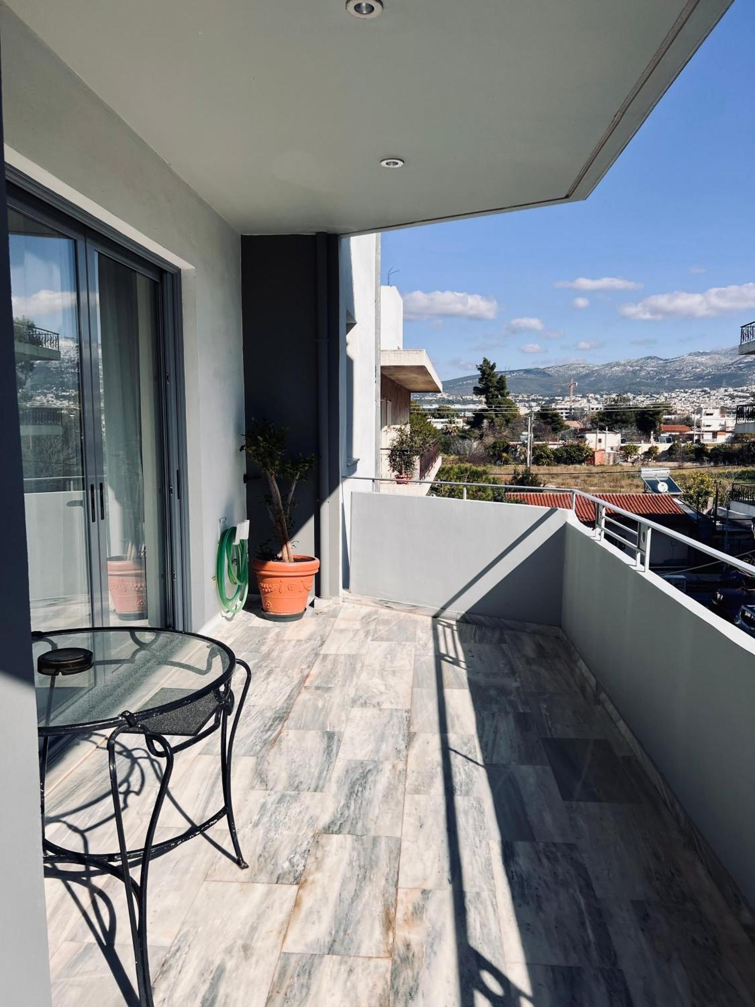 Green Apartment Near Marousi Hospitals & Oaka, By Promoshomes Maroussi Экстерьер фото